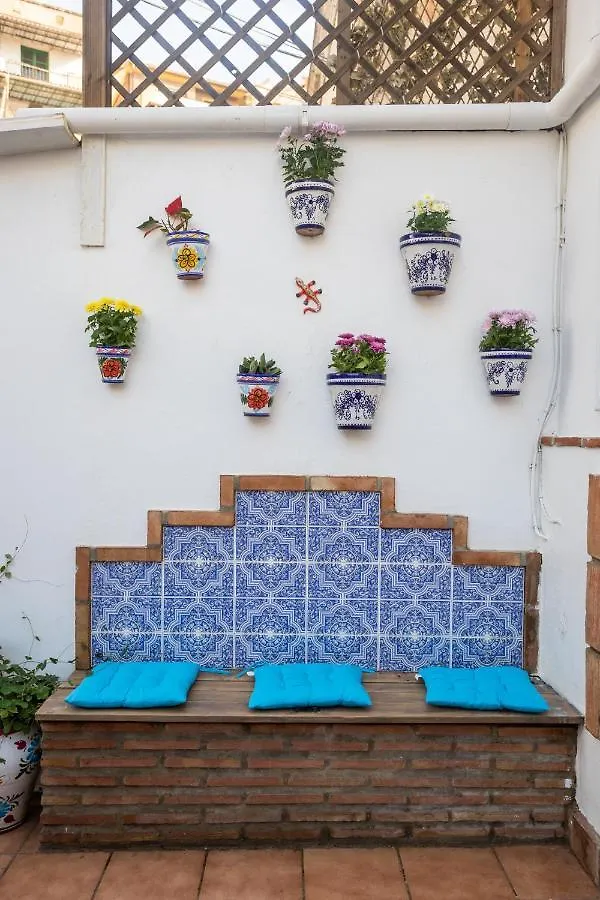 Naim Guest House Málaga